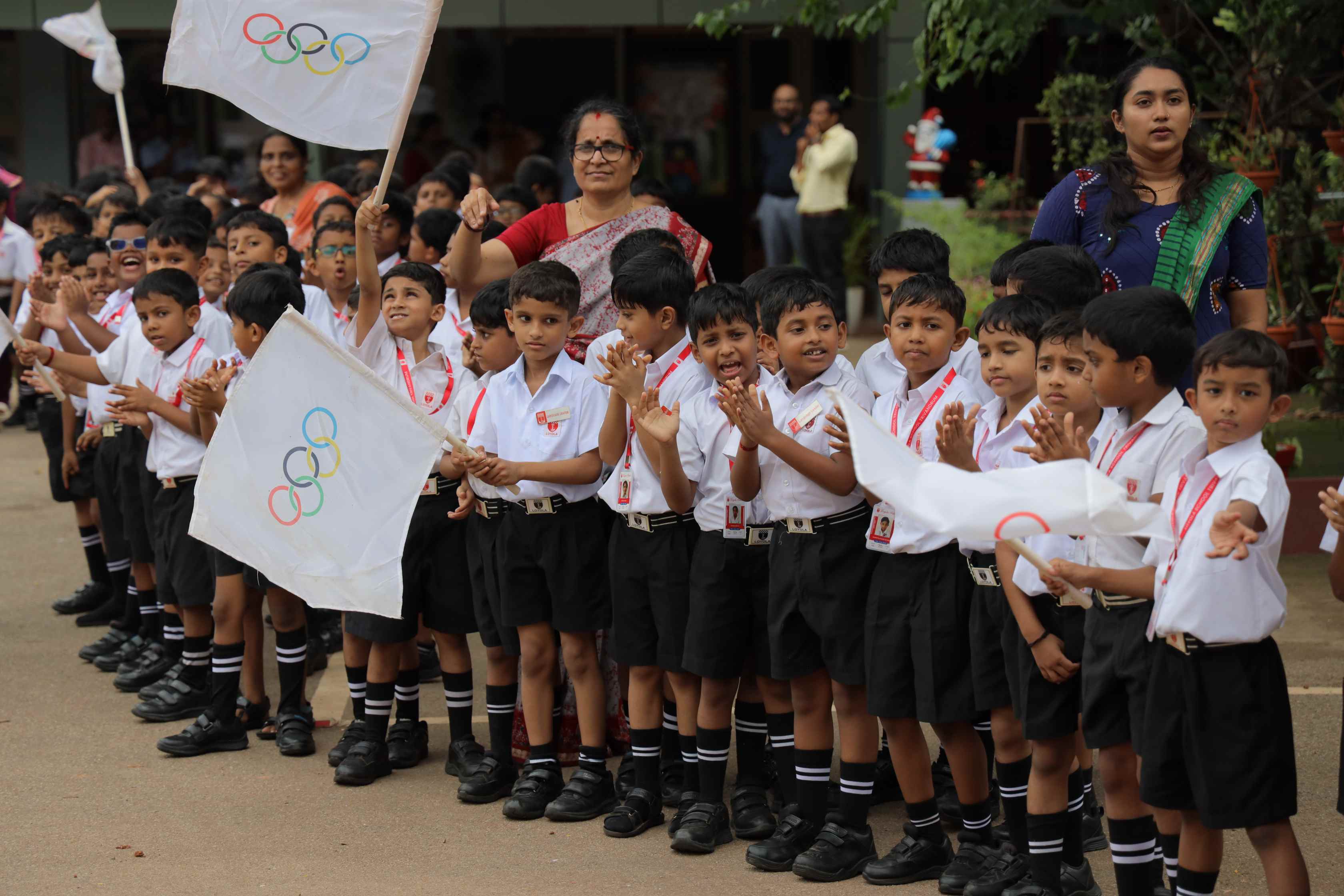 LOYOLA SCHOOL